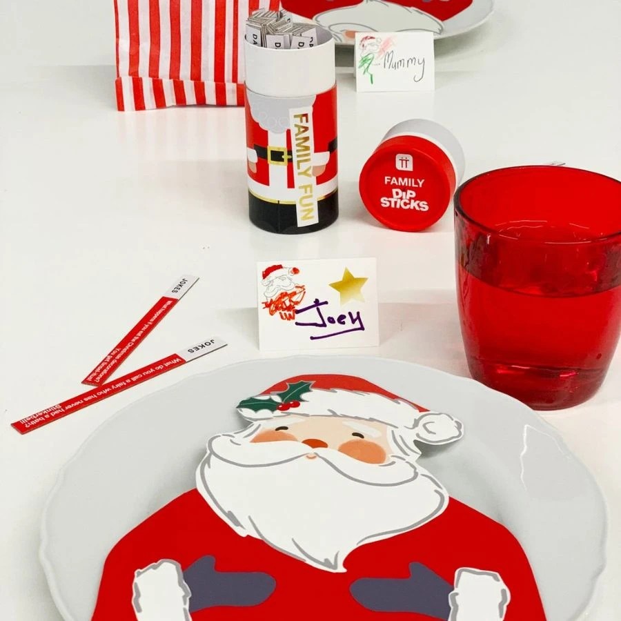 16 Tovaglioli + 16 Segnaposto Di Babbo Natale 2 16 Tovaglioli + 16 Segnaposto Di Babbo Natale - immagine 2